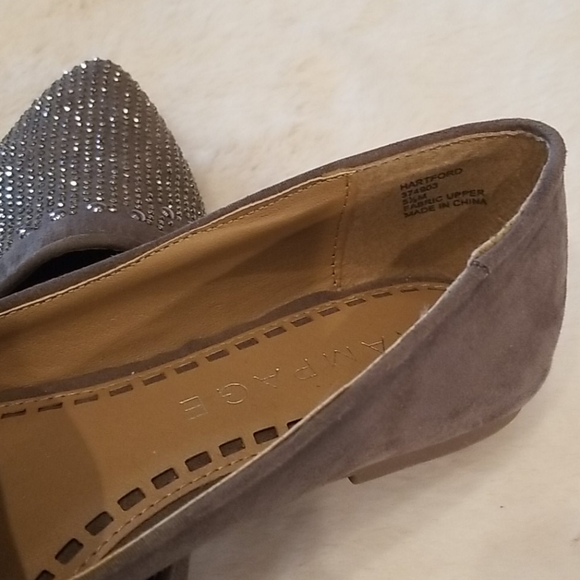 Shoes...flats - Picture 3 of 4